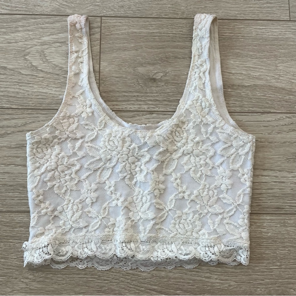 Abercrombie and Fitch White Lace Crop Top Size XS